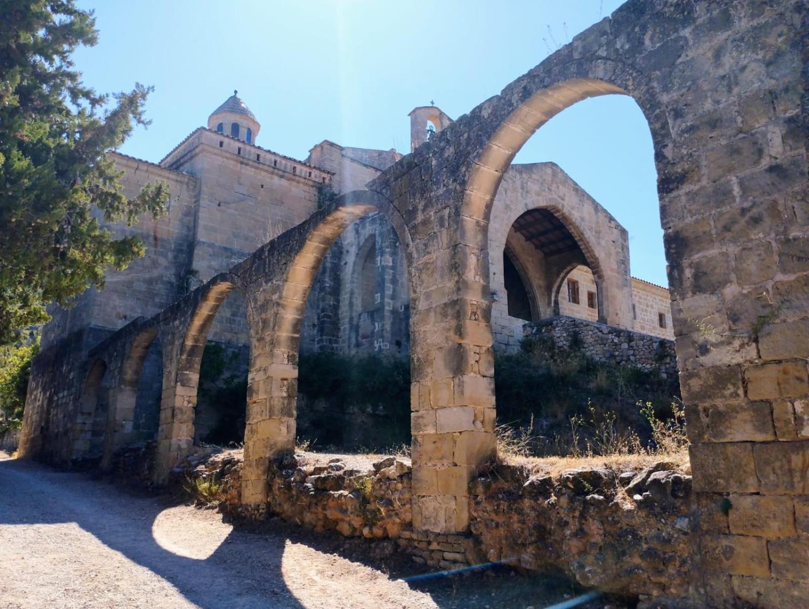 Вилла La Casa Del Castell Орта-де-Сан-Жоан Экстерьер фото